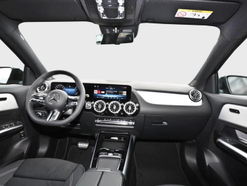 Mercedes-Benz GLA 200 AMG Night MBUX Navi AHK ParkP EasyPack