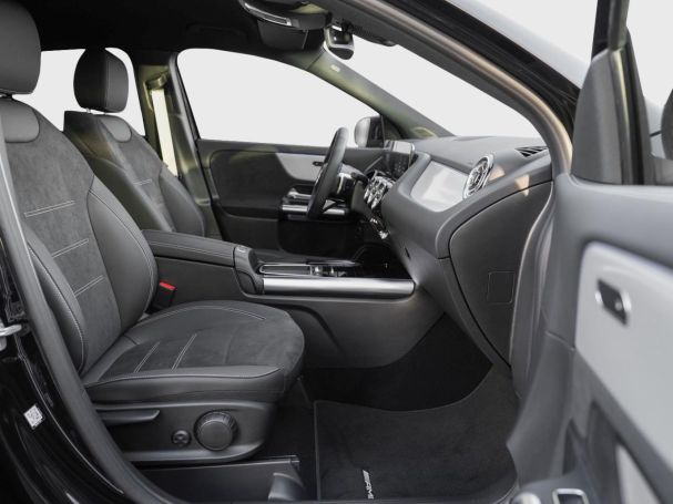 Mercedes-Benz GLA 200 AMG Night MBUX Navi EasyP AHK ParkPaket