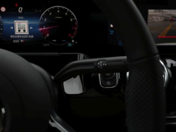 Mercedes-Benz GLA 200 AMG Night MBUX AHK EasyPack Park-Paket Mercedes-Benz GLA 200 AMG Night MBUX AHK EasyPack Park-Paket