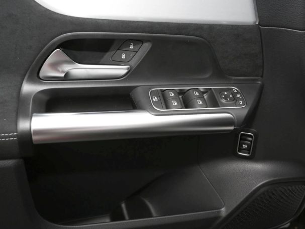 Mercedes-Benz GLA 200 AMG Night MBUX AHK EasyPack Park-Paket Mercedes-Benz GLA 200 AMG Night MBUX AHK EasyPack Park-Paket