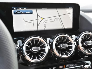 Mercedes-Benz GLA 200 AMG Night MBUXNavi-Prem. Kamera AHK