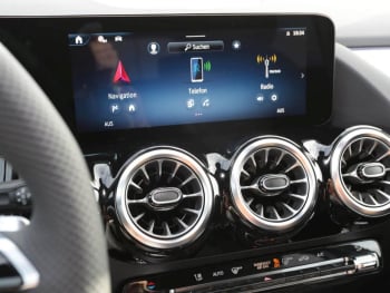 Mercedes-Benz GLA 200 AMG Night MBUXNavi-Prem. Kamera AHK