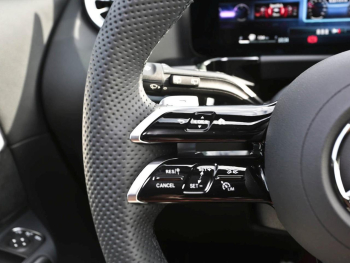 Mercedes-Benz GLA 200 AMG Night MBUXNavi-Prem. Kamera AHK