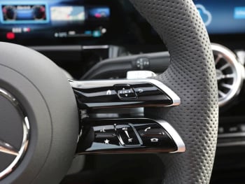 Mercedes-Benz GLA 200 AMG Night MBUXNavi-Prem. Kamera AHK