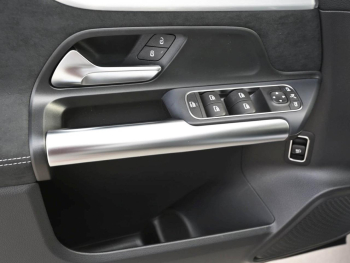 Mercedes-Benz GLA 200 AMG Night MBUXNavi-Prem. Kamera AHK