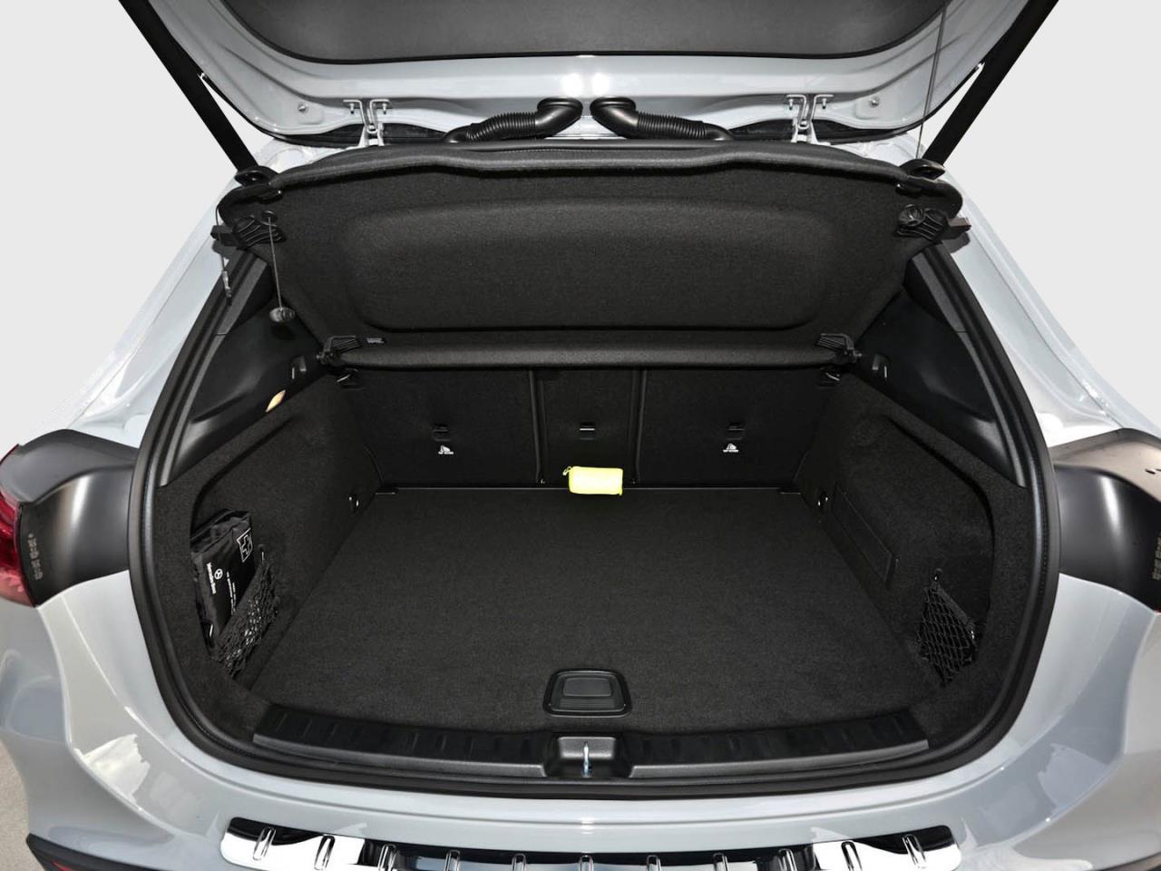 Mercedes-Benz GLA 200 AMG Night MBUXNavi-Prem. Kamera AHK