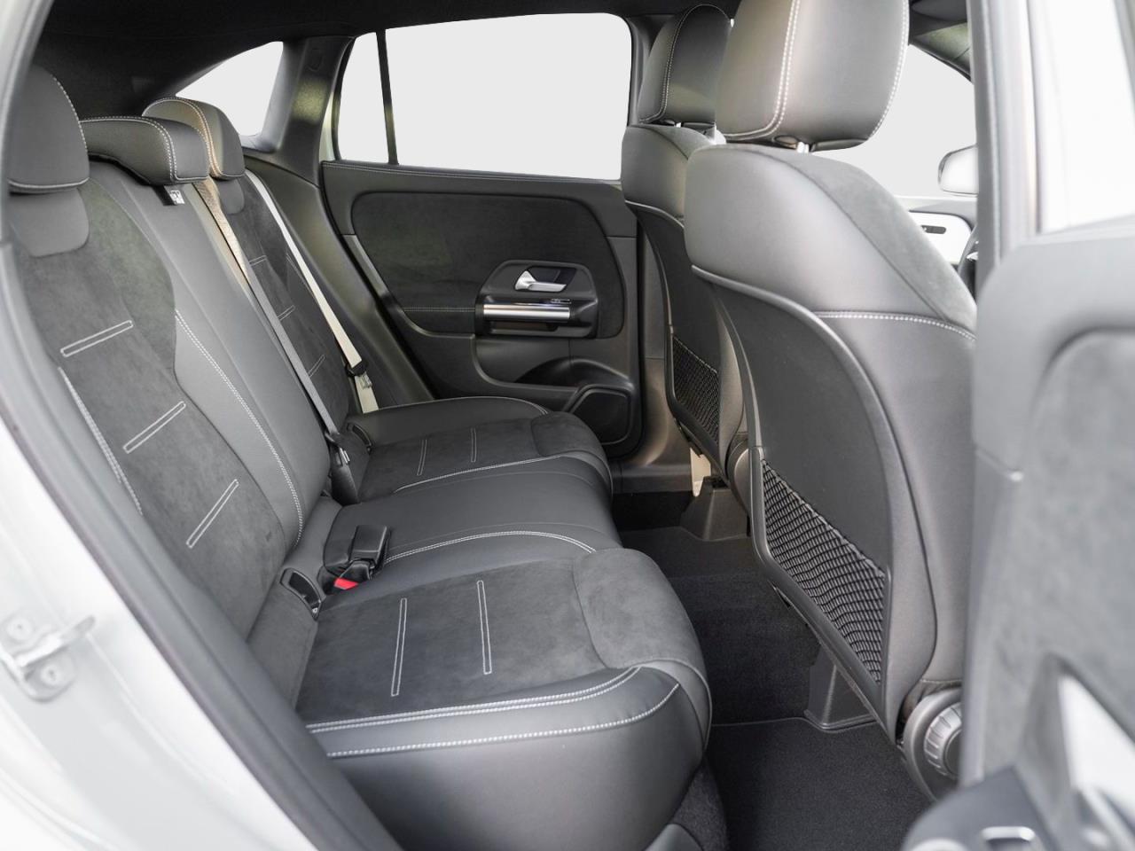 Mercedes-Benz GLA 200 AMG Night MBUXNavi-Prem. Kamera AHK