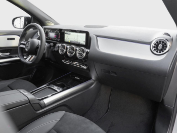 Mercedes-Benz GLA 200 AMG Night MBUXNavi-Prem. Kamera AHK