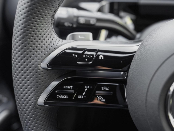 Mercedes-Benz GLA 200 AMG Night MBUXNavi-Prem. Kamera AHK