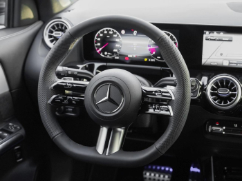 Mercedes-Benz GLA 200 AMG Night MBUXNavi-Prem. Kamera AHK