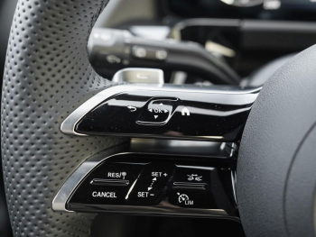 Mercedes-Benz GLA 200 AMG Night MBUXNavi-Prem. Kamera AHK