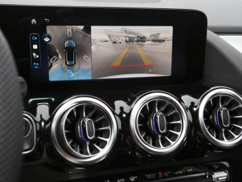 Mercedes-Benz GLA 200 AMG Night Navi 360° AHK EasyPack Park-P