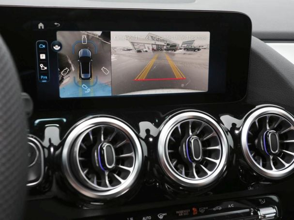 Mercedes-Benz GLA 200 AMG Night Navi 360° AHK EasyPack Park-P