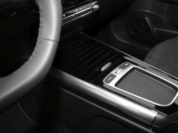 Mercedes-Benz GLA 200 AMG Night Navi 360° AHK EasyPack Park-P