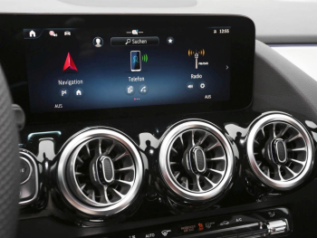 Mercedes-Benz GLA 200 AMG Night Navi 360° AHK EasyPack Park-P