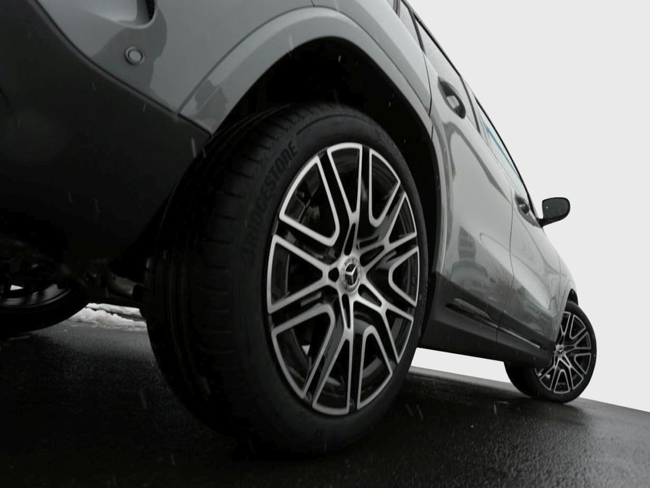 Mercedes-Benz GLA 200 AMG Night Navi 360° AHK EasyPack Park-P