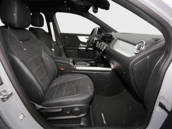 Mercedes-Benz GLA 200 AMG Night Navi 360° AHK EasyPack Park-P