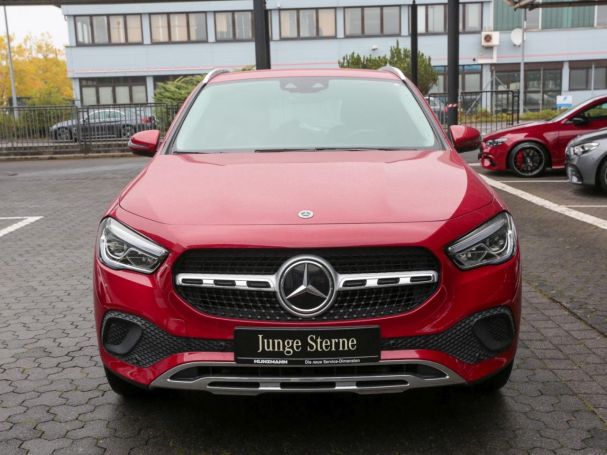 Mercedes-Benz GLA 200 Progressive MBUXNavi Kamera Easy-Pack