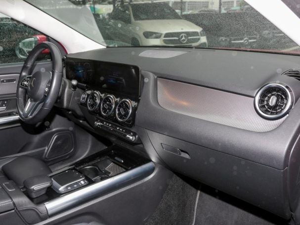 Mercedes-Benz GLA 200 Progressive MBUXNavi Kamera Easy-Pack