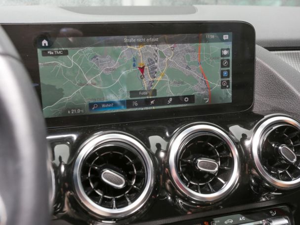 Mercedes-Benz GLA 200 Progressive MBUXNavi Kamera Easy-Pack