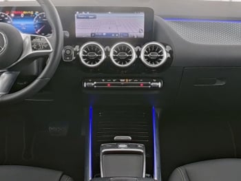 Mercedes-Benz GLA 200 Progressive Night Lenkradhzg Easy-Pack