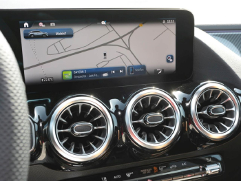 Mercedes-Benz GLA 200 AMG MBUX Navi-Prem Totwinkel AHK 360°