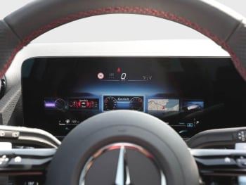Mercedes-Benz GLA 200 AMG MBUX Navi-Prem Totwinkel AHK 360°