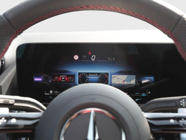 Mercedes-Benz GLA 200 AMG MBUX Navi-Prem Totwinkel AHK 360° Mercedes-Benz GLA 200 AMG MBUX Navi-Prem Totwinkel AHK 360°