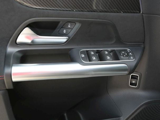 Mercedes-Benz GLA 200 AMG MBUX Navi-Prem Totwinkel AHK 360° Mercedes-Benz GLA 200 AMG MBUX Navi-Prem Totwinkel AHK 360°