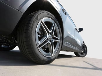 Mercedes-Benz GLA 200 AMG MBUX Navi-Prem Totwinkel AHK 360°