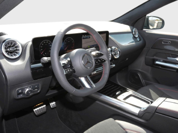 Mercedes-Benz GLA 200 AMG MBUX Navi-Prem Totwinkel AHK 360°