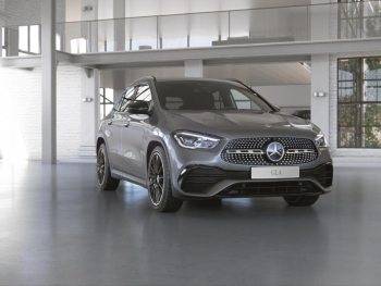 Mercedes-Benz GLA 200 AMG Night Burmester Kamera Easy-Pack AHK