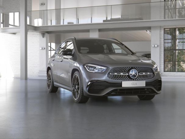 Mercedes-Benz GLA 200 AMG Night Burmester Kamera Easy-Pack AHK
