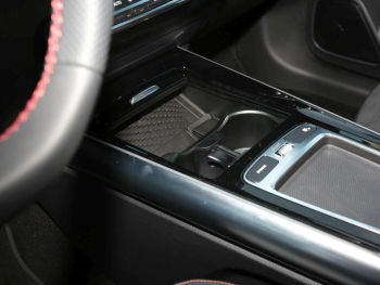 Mercedes-Benz GLA 200 AMG Night Panorama Distronic 360° AHK