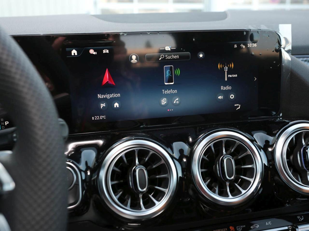 Mercedes-Benz GLA 200 AMG Night Panorama Distronic 360° AHK