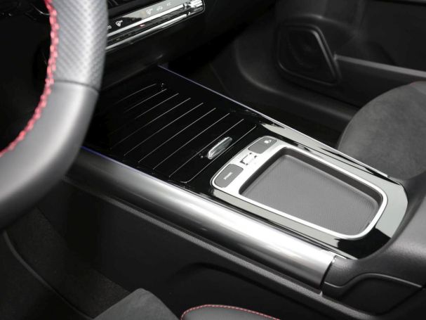 Mercedes-Benz GLA 200 AMG MBUXNavi-Prem. Kamera Easy-Pack AHK