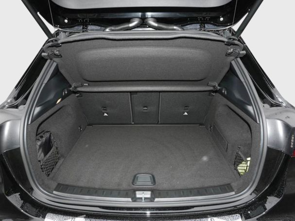 Mercedes-Benz GLA 200 AMG MBUXNavi-Prem. Kamera Easy-Pack AHK