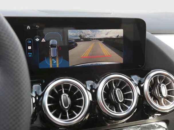 Mercedes-Benz GLA 200 AMG Night MBUX Navi AHK Kamera EasyPack Mercedes-Benz GLA 200 AMG Night MBUX Navi AHK Kamera EasyPack