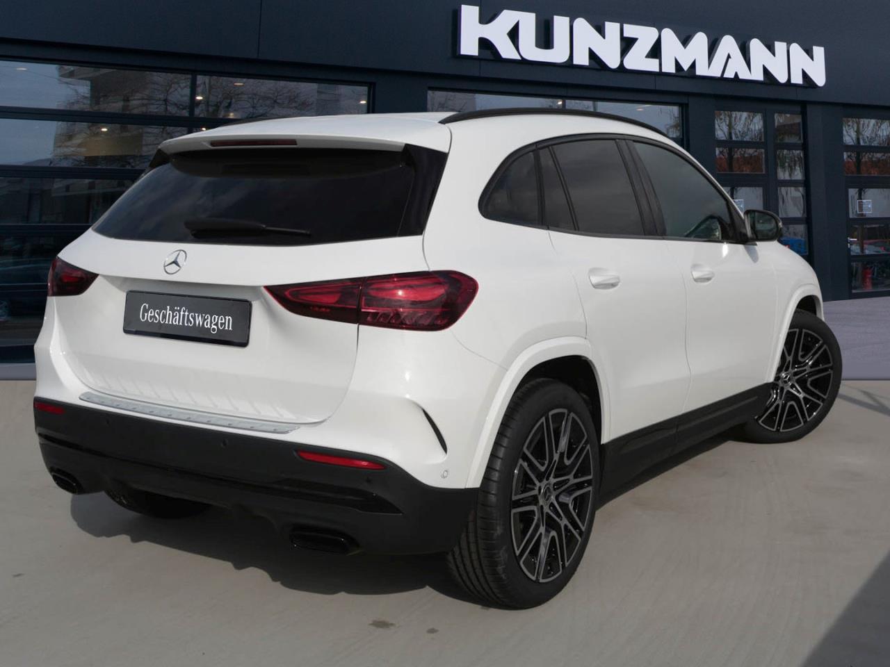 Mercedes-Benz GLA 200 AMG Night MBUX Navi AHK Kamera EasyPack