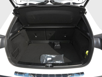 Mercedes-Benz GLA 200 AMG Night MBUX Navi AHK Kamera EasyPack