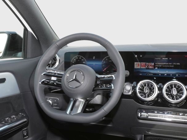Mercedes-Benz GLA 200 AMG Night MBUX Navi AHK Kamera EasyPack Mercedes-Benz GLA 200 AMG Night MBUX Navi AHK Kamera EasyPack