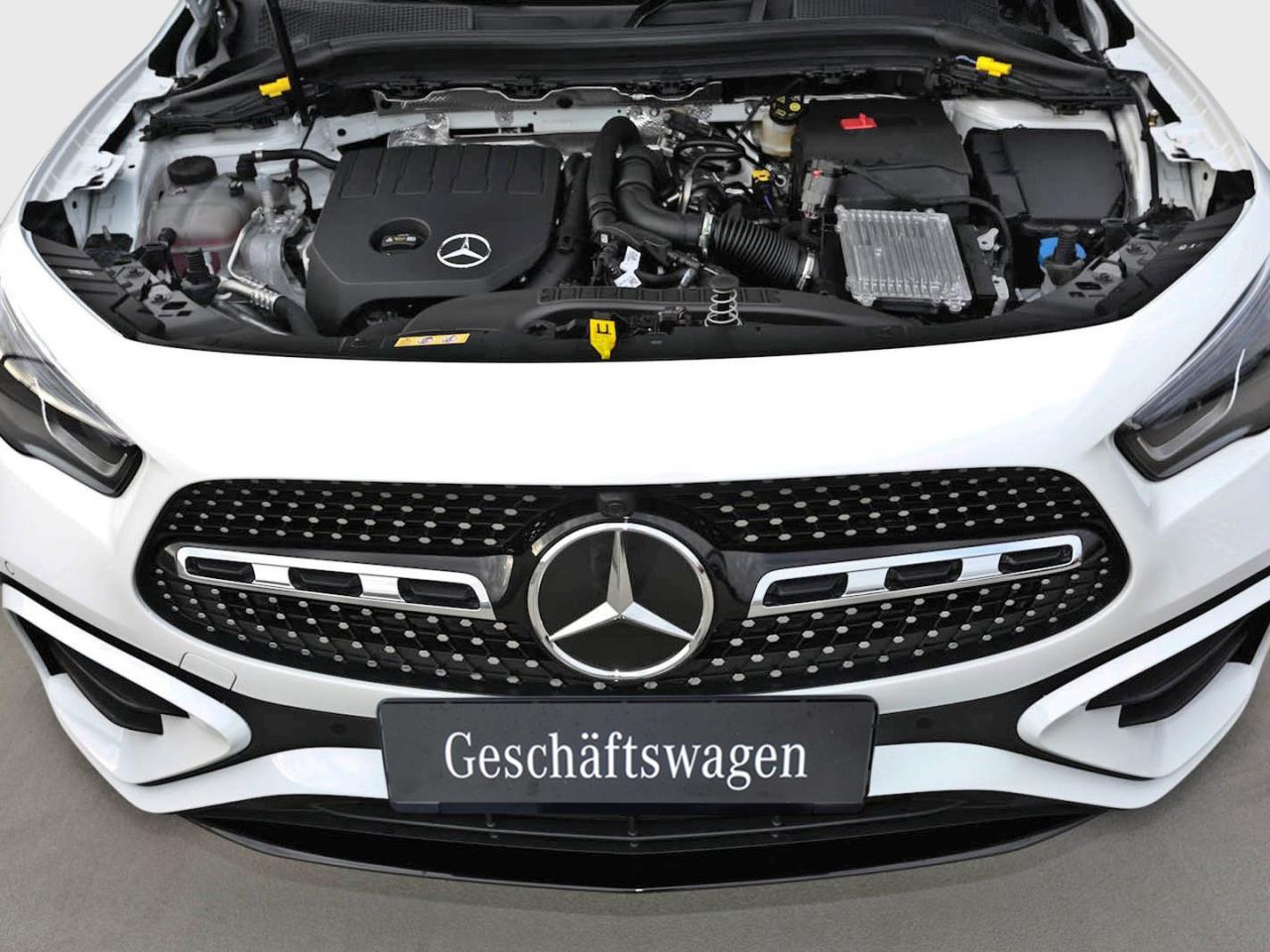 Mercedes-Benz GLA 200 AMG Night MBUXNavi-Prem. Kamera AHK