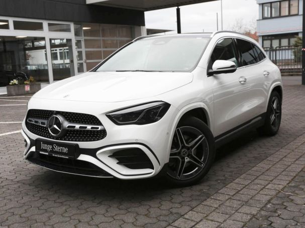 Mercedes-Benz GLA 200 AMG Navi Panorama Distronic 360° Memory
