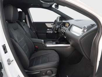 Mercedes-Benz GLA 200 AMG Night MBUXNavi-Prem. Kamera AHK