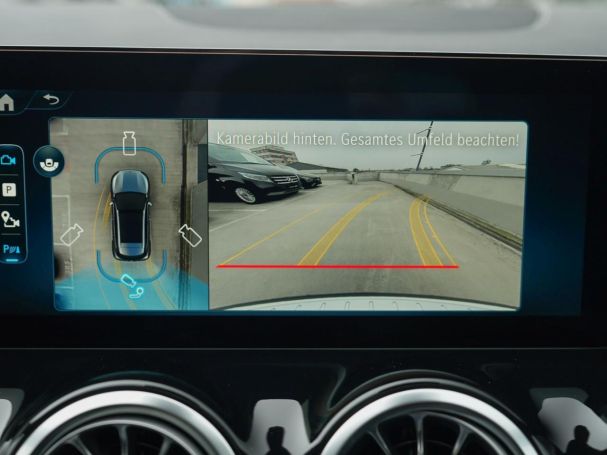 Mercedes-Benz GLA 200 AMG Night Panorama 360° EasyPack AHK