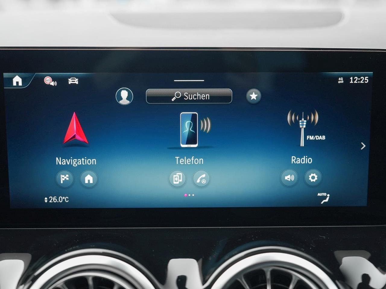 Mercedes-Benz GLA 200 AMG Night Panorama 360° EasyPack AHK