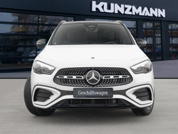 Mercedes-Benz GLA 200 AMG Night Panorama 360° EasyPack AHK