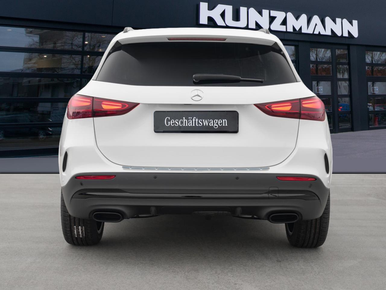 Mercedes-Benz GLA 200 AMG Night Panorama 360° EasyPack AHK