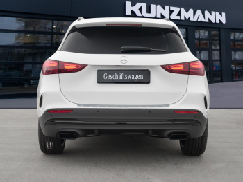 Mercedes-Benz GLA 200 AMG Night Panorama 360° EasyPack AHK