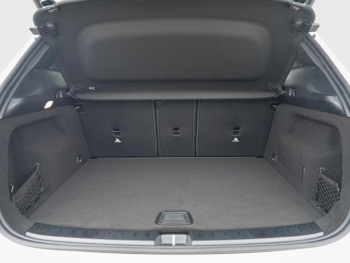 Mercedes-Benz GLA 200 AMG Night Panorama 360° EasyPack AHK